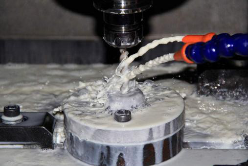 金屬加工液消泡劑應用場景圖